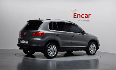 Volkswagen Tiguan 2013, 92365 км, за 5529.54 USD