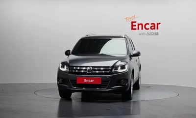 Volkswagen Tiguan 2013, 92365 км, за 5529.54 USD