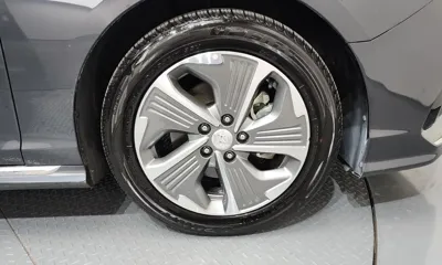 Hyundai Sonata 2019, 97230 км, за 9580.44 USD
