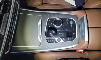 BMW X7 2022, 47670 км, за 48859.96 USD - фото 7