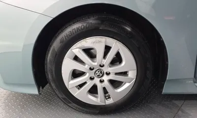 Toyota Prius 2016, 172456 км, за 6541.13 USD
