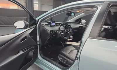 Toyota Prius 2016, 172456 км, за 6498.62 USD - фото 10