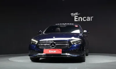 Mercedes-Benz E-Class 2021, 29856 км, за 24172.35 USD