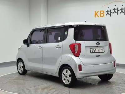 Kia Ray 2014, 117382 км, за 3055.32 USD