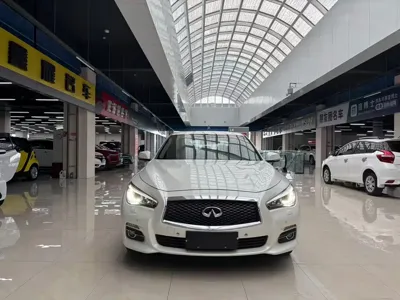 Infiniti Q50L 2015, 97000 км, за 6905.77 USD