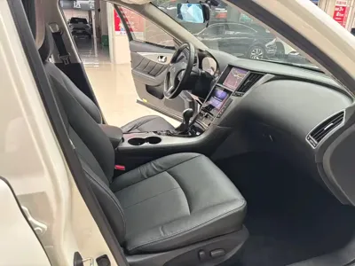 Infiniti Q50L 2015, 97000 км, за 6905.77 USD - фото 9