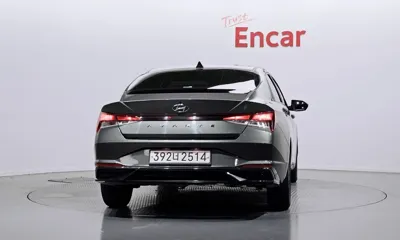 Hyundai Avante 2023, 84140 км, за 10245.91 USD