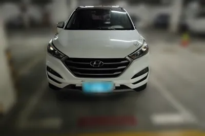 Hyundai Tucson 2018, 155100 км, за 7937 USD