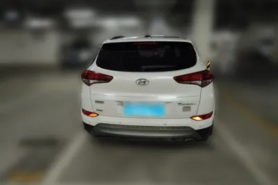 Hyundai Tucson 2018, 155100 км, за 7937 USD