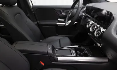 Mercedes-Benz EQA 2026, 4003 км, за 34478.3 USD - фото 9