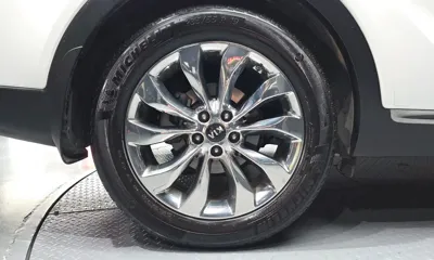 Kia Sorento 2019, 193517 км, за 14444.51 USD