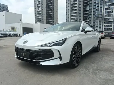 MG MG7 · 2025 год