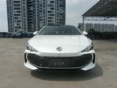 MG MG7 2025, 8000 км, за 12217.9 USD