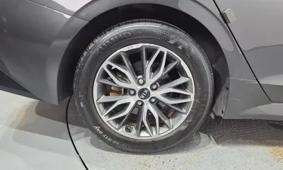 Kia K5 2020, 42837 км, за 12697.79 USD