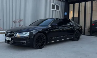 Audi A8 · 2015 год
