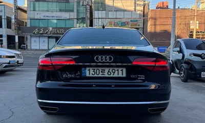 Audi A8 2015, 171273 км, за 14195.48 USD