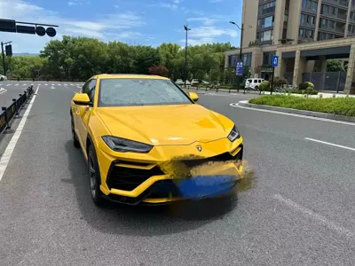 Lamborghini Urus 2019, 9000 км, за 306056.46 USD