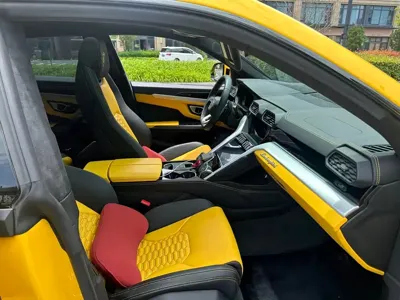 Lamborghini Urus 2019, 9000 км, за 306056.46 USD - фото 12