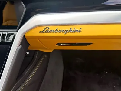 Lamborghini Urus 2019, 9000 км, за 306056.46 USD - фото 21