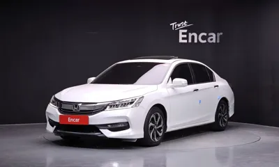 Honda Accord · 2017 год