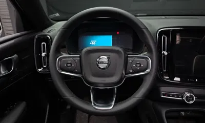 Volvo XC40 2024, 15137 км, за 32232.85 USD - фото 13