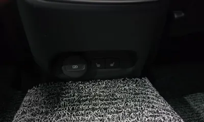 Volvo XC40 2024, 15137 км, за 32232.85 USD - фото 31