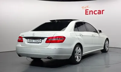 Mercedes-Benz E-Class 2011, 143645 км, за 5054.48 USD
