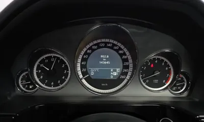 Mercedes-Benz E-Class 2011, 143645 км, за 5054.48 USD - фото 8