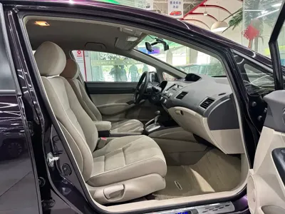 Honda Civic 2010, 110000 км, за 2917.38 USD - фото 10
