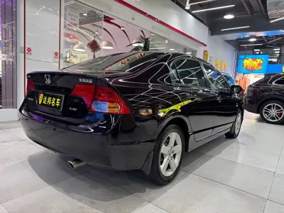 Honda Civic 2010, 110000 км, за 2917.38 USD - фото 16