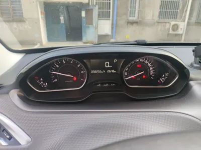 Peugeot 2008 2014, 58300 км, за 3188 USD - фото 12