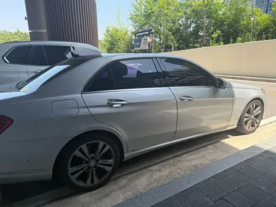 Mercedes-Benz E-Class · 2015 год