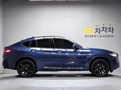 BMW X4 2025, 5740 км, за 54280.68 USD - фото 7