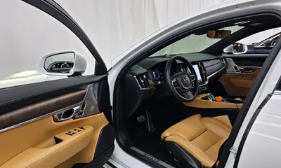 Volvo S90 2023, 41070 км, за 25696.09 USD - фото 10