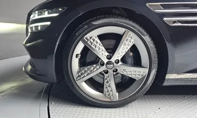 Genesis G80 2022, 43682 км, за 25872.71 USD