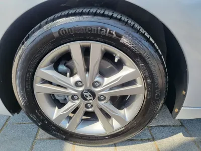 Hyundai Avante 2018, 148858 км, за 5089.9 USD