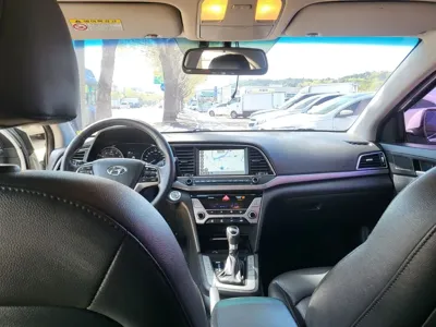 Hyundai Avante 2018, 148858 км, за 5089.9 USD - фото 16