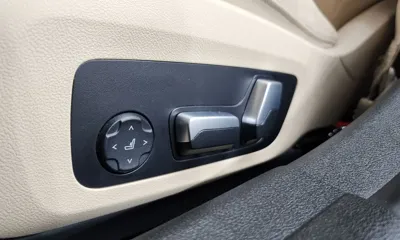 BMW 3-Series 2022, 53456 км, за 20677.43 USD - фото 33