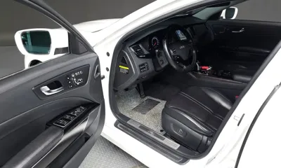 Kia K9 2013, 133949 км, за 6240.14 USD - фото 12