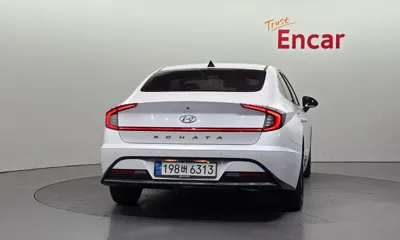 Hyundai Sonata 2020, 93287 км, за 8403.91 USD