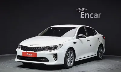 Kia K5 · 2018 год
