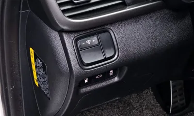 Kia K5 2018, 62291 км, за 6562 USD - фото 14