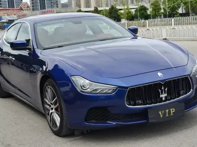 Maserati Ghibli 2015, 98000 км, за 11403.55 USD