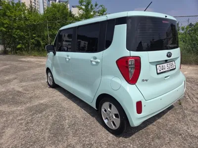 Kia Ray 2013, 150611 км, за 3380.35 USD