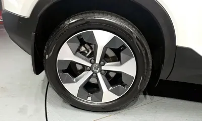 Volvo XC40 2023, 14460 км, за 25937.71 USD