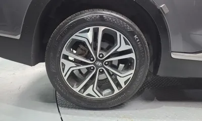 Hyundai Santafe 2019, 95686 км, за 13029.32 USD
