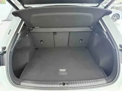 Audi Q3 2023, 35000 км, за 27081.56 USD - фото 16