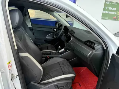 Audi Q3 2023, 35000 км, за 27081.56 USD - фото 20