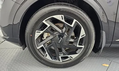 Kia Sportage 2023, 27249 км, за 18905.08 USD