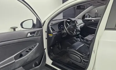 Hyundai Tucson 2018, 108937 км, за 7139.08 USD - фото 10
